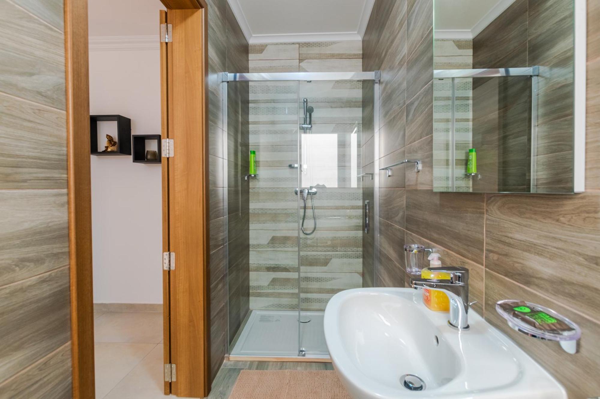 סיינט פול ביי Spacious Brand New Apartment Hc Balcony 3 Bdr 2 Bth Bugibba מראה חיצוני תמונה
